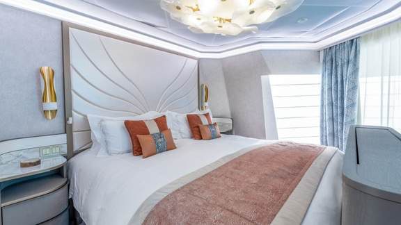 Ship accomodation